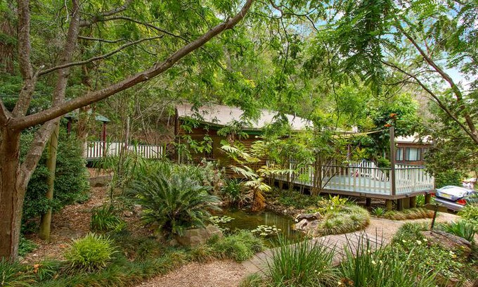 Wisemans Ferry Cabin | Forgotten Valley Sleeping up to 30