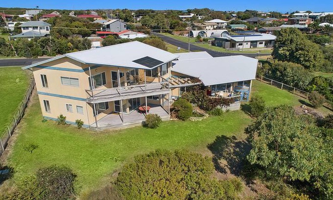 Port Campbell Apartment | Halladale Apartment