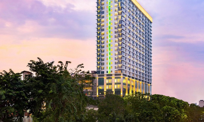 Chinatown Hotel | Holiday Inn & Suites Jakarta Gajah Mada, an Ihg Hotel