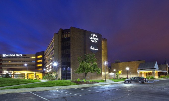 Waverly Hotel | Crowne Plaza Lansing West, an Ihg Hotel