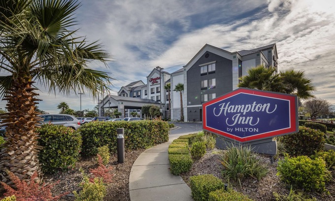 The East Side Hotel | Hampton Inn San Francisco Airport