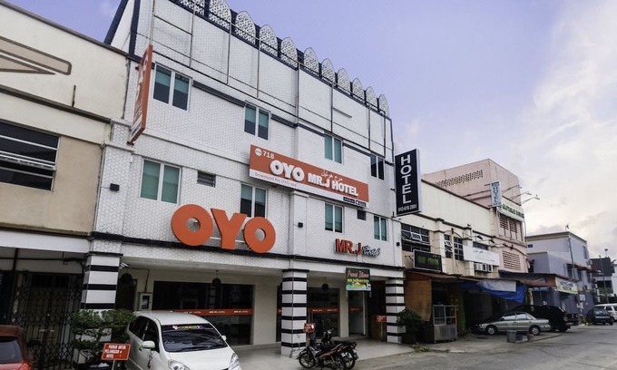 Wakaf Che Yeh Hotel | OYO 718 MR J Hotel Wakaf Che Yeh 1