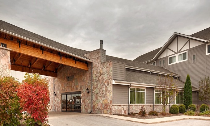 Sandwich Hotel | The Montcler Hotel, Trademark Collection by Wyndham