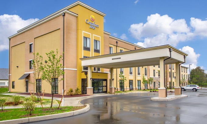Fond du Lac Hotel | Comfort Inn