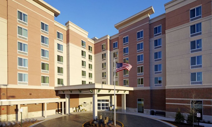 Springfield Hotel | Homewood Suites Springfield