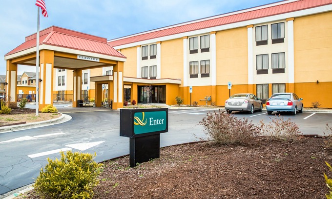 Jacksonville Hotel | Quality Inn Jacksonville Near Camp Lejeune