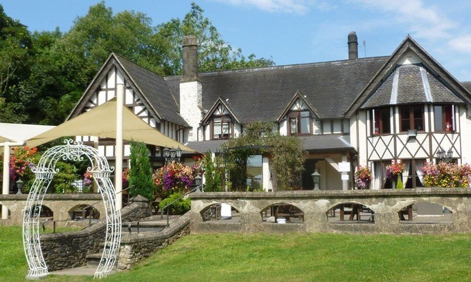 Fenny Bentley Hotel | The Bentley Brook Inn