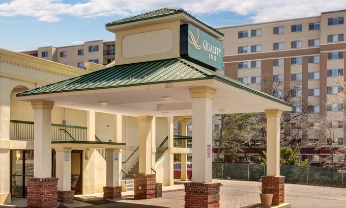 Takoma Park Hotel | Quality Inn Takoma Park