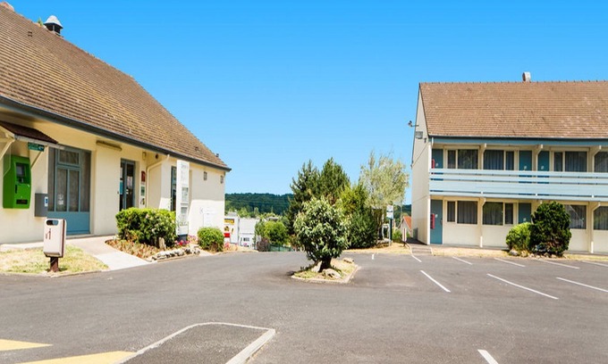 Dammarie Les Lys Hotel | Campanile Melun Sud - Dammarie les Lys