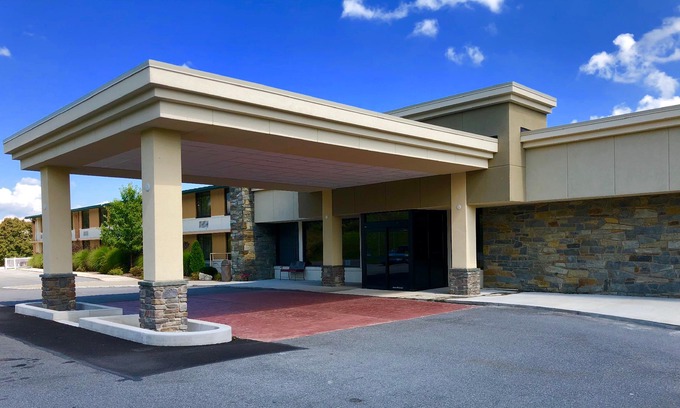 Somerset Hotel | Comfort Inn