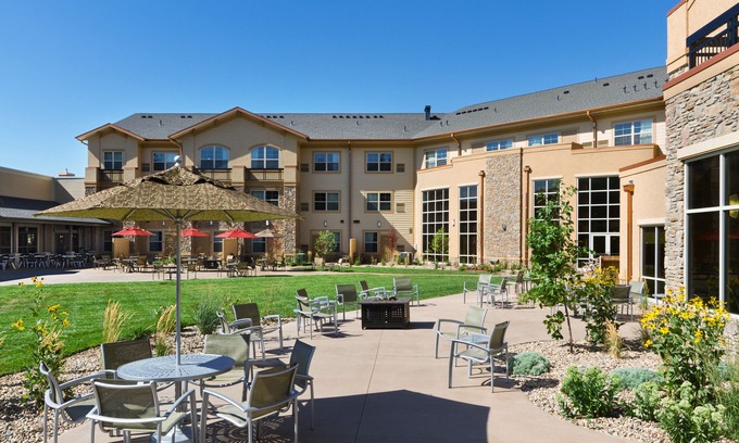 Pierre Hotel | ClubHouse Hotel and Suites