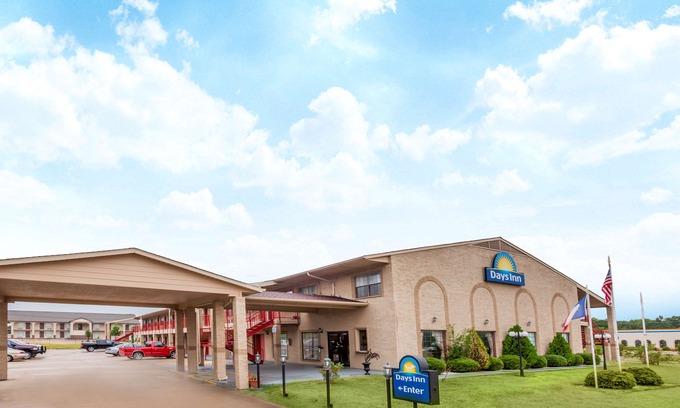 Canton Hotel | Days Inn by Wyndham Canton