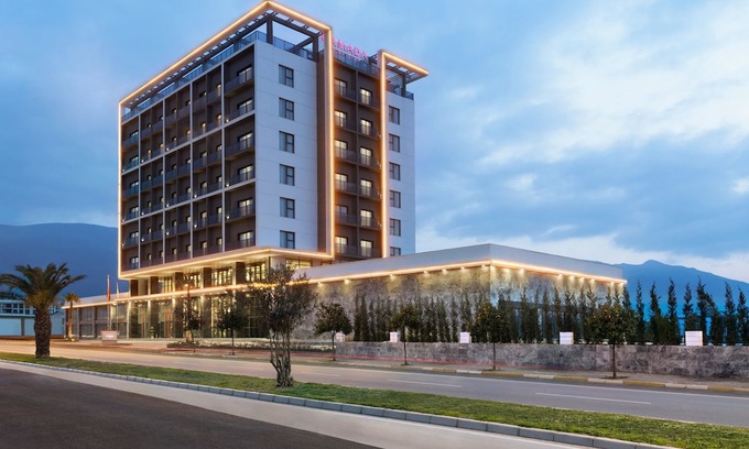 Tire Hotel | Ramada by Wyndham Tire