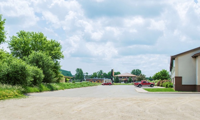 Stillwater Hotel | Coratel Inn & Suites by Jasper Stillwater