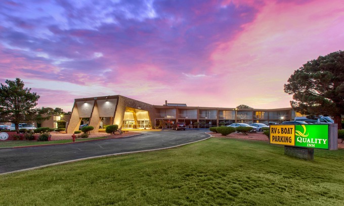 Page Hotel | Quality Inn View of Lake Powell - Page