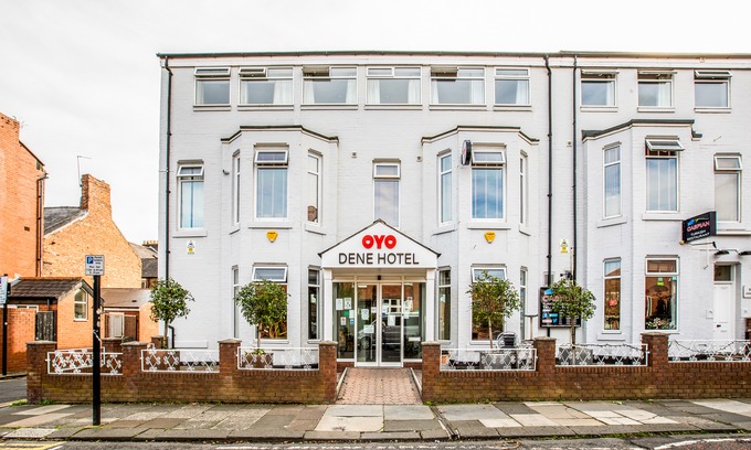 Jesmond Hotel | OYO Dene Hotel