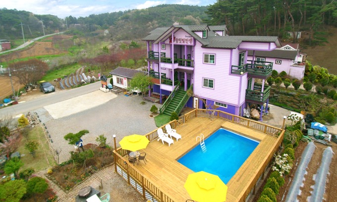 Kkotchi Hotel | La VIE En Rose Pension Taean