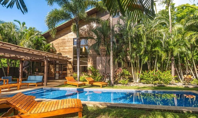 Junquillal House | Casa Bella Tortuga - 5+ bedroom tropical oasis near beach