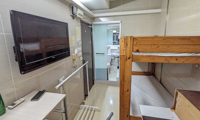 Mong Kok House | Cozy Hostels for 3pax @Mongkok MTR