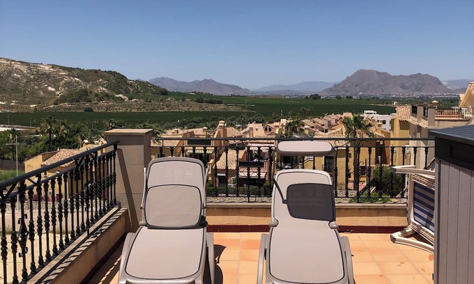 Algorfa Apartment | Cozy 2-bedroom apartment in fabulous Algorfa with WiFi, AC, 2-bathrooms