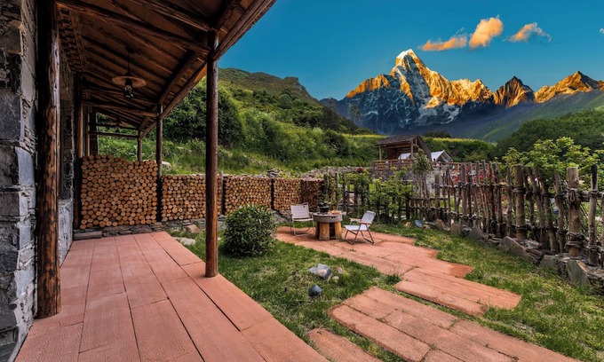 Wenchuan Hotel | Shanlijian Holiday Homestay