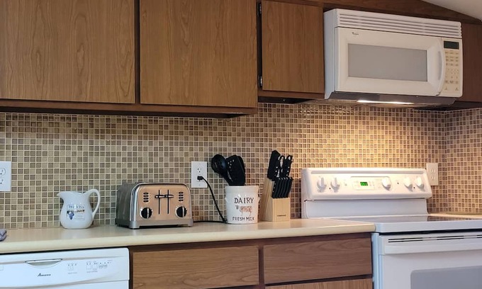 Stevensville Other | Ott Farmhouse