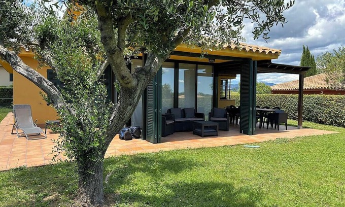 Navata Villa | Villa 'Agnes' with Shared Pool, Private Terrace and Wi-Fi
