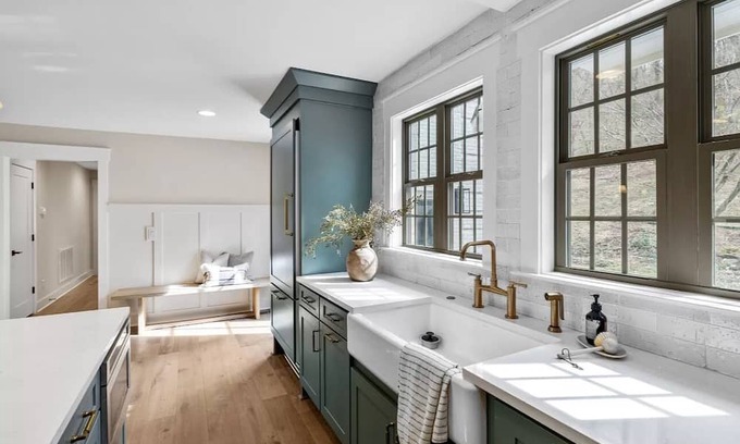 Forest Hills House | Charming 5-Bedroom Oasis in Nashville with AC & WiFi – Perfect for Groups!