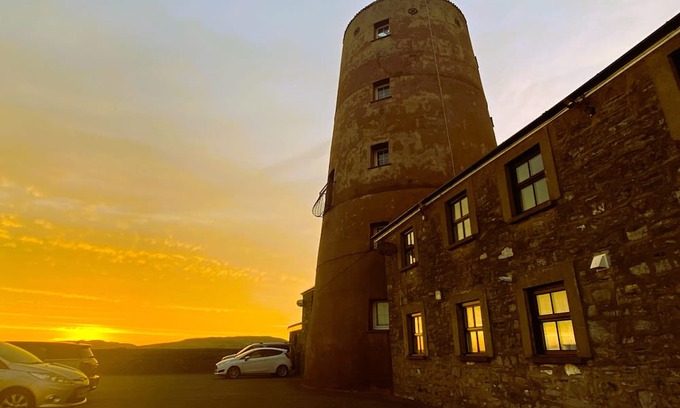 Castletown House | Windmill@WestRes, Windmill@WestRes aka the Witches Mill