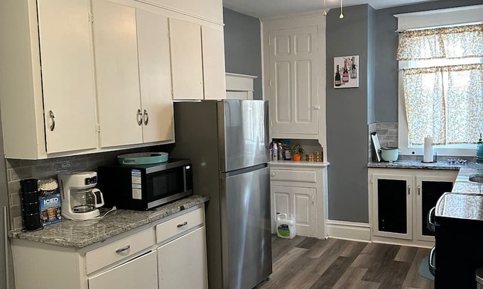 Hagerstown House | Spacious 4-bedroom home in charming historic Hagerstown, featuring WiFi and AC.