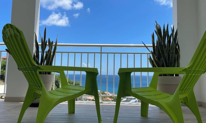 Les Anses-d'Arlets Apartment | "Sweet bamboo" bottom of villa, sea view, 2 minutes from the beach