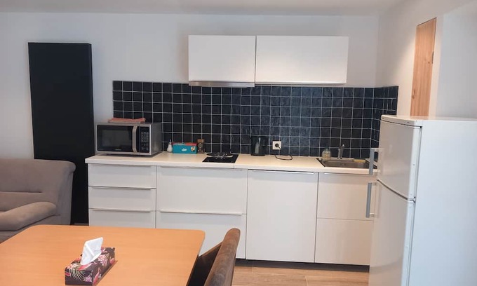 East Flanders Apartment | Studio 5 minutes from river Scheldt.