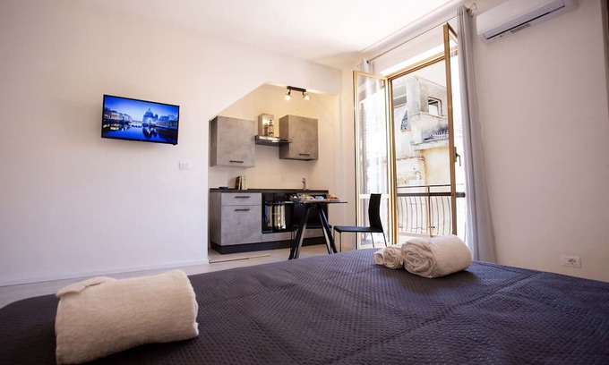 Monreale Apartment | Apartment in Monreale with 0 bedrooms sleeps 2