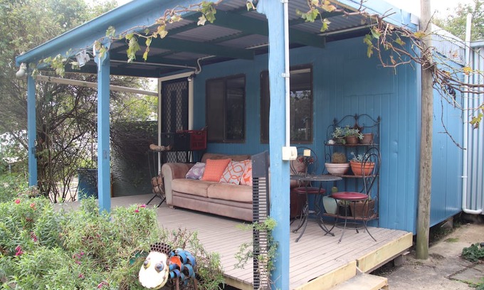 Metcalfe House | Unwind in a cosy bungalow in the midst of our organic permaculture mini-farm.