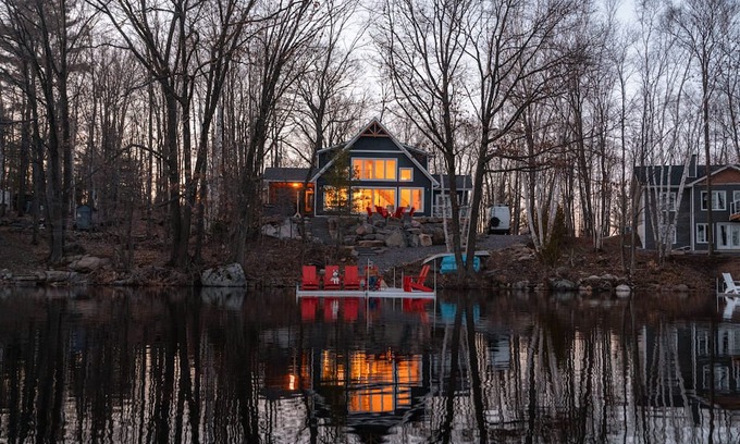 Georgian Bay Cabin | NEW Muskoka Lakehouse w/ Hot Tub
