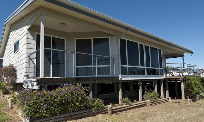 Kangaroo Island Cottage | Kangaroo Island BAYWATCH PENNESHAW
