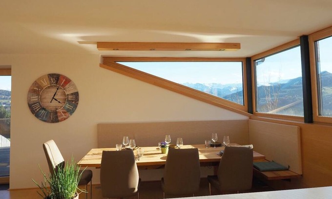 Doren Apartment | Apartment 'Böhler' with Mountain View, Wi-Fi and Air Conditioning