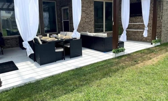 Katy House | Nyumbani Peponi @ Katy, TX