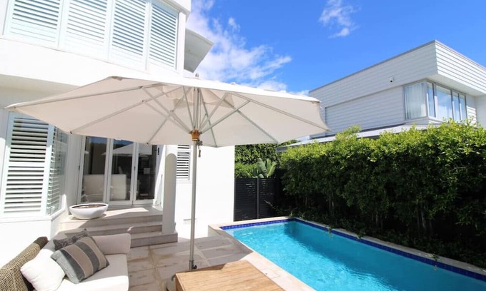 Milford House | Luxe Private Pool + Beach Front Home