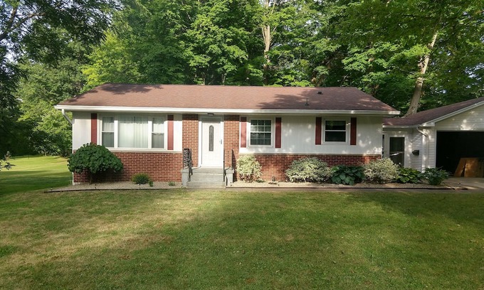 Fredonia House | Total Solar Eclipse Experience!