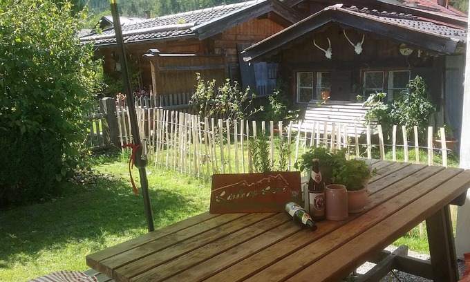 Oberau House | Holiday Home 'Landhaus Lucia 2' with Mountain View, Private Terrace and Wi-Fi