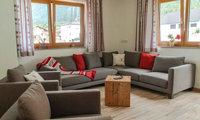Sautens Apartment | Ötztal holiday home Sennerhäusl