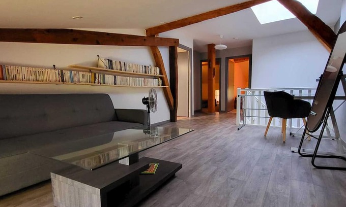Aiguillon House | Homerez - Big property for 10 ppl. with terrace at Aiguillon