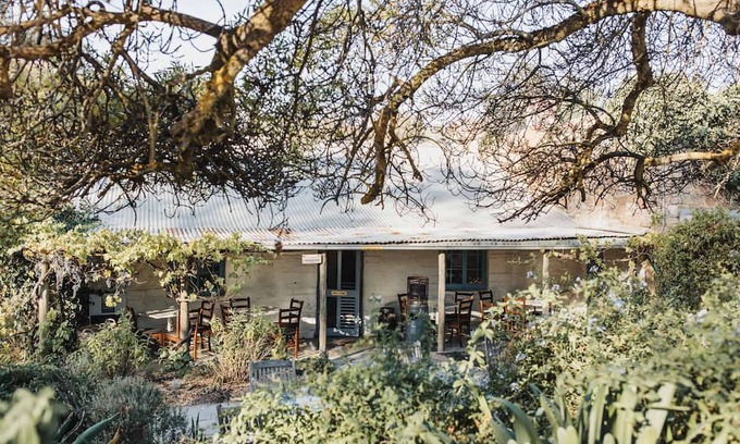 Spring Gully Cottage | Cosy & Secluded Bushland Cottage Retreat in Clare Valley
