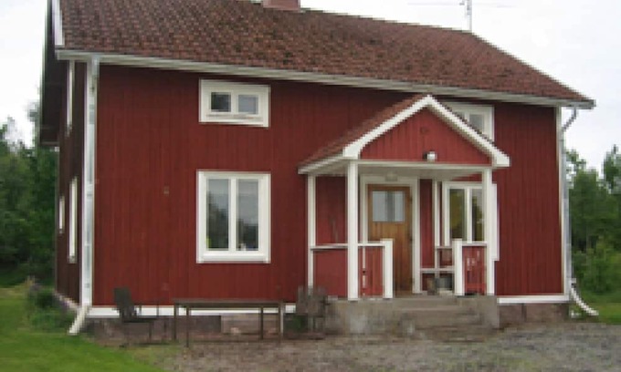 Storfors House | Holiday home in the Värmland forests with boat and internet