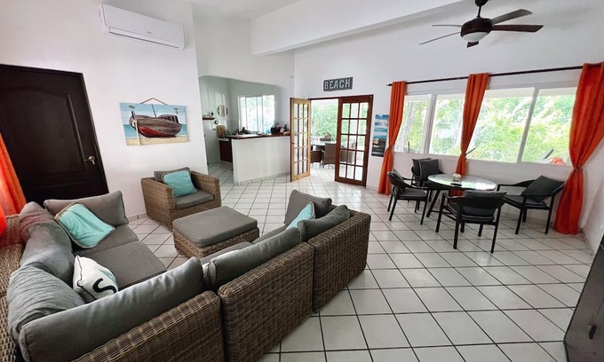 Contadora Island House | Island Garden villa - 3 bedroom, cozy and spacious