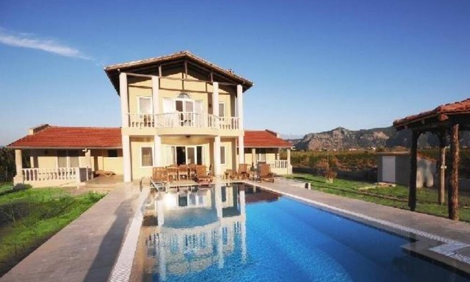 Alacati Villa | VILLA ATALAY LUXURY POOL VILLA FOR RENT IN IZMIR CESME ALACATI