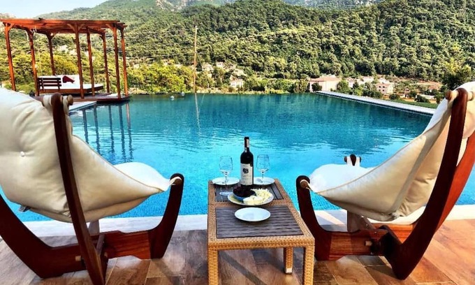 Avlana House | Greenery Home with Shared Pool in Marmaris