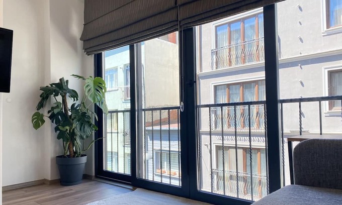 Cihangir Apartment | Compact Flat 5 min to Taksim Ave in Beyoglu