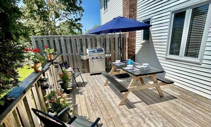 Stratford House | Aylward House - Modern Home - All the Amenities - Minutes from Charlottetown